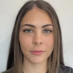 Jasmin HOLTERMANN